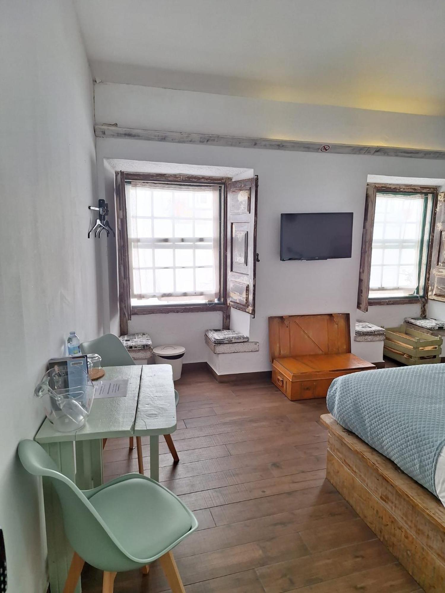 Lovin Book Guesthouse Obidos Ngoại thất bức ảnh