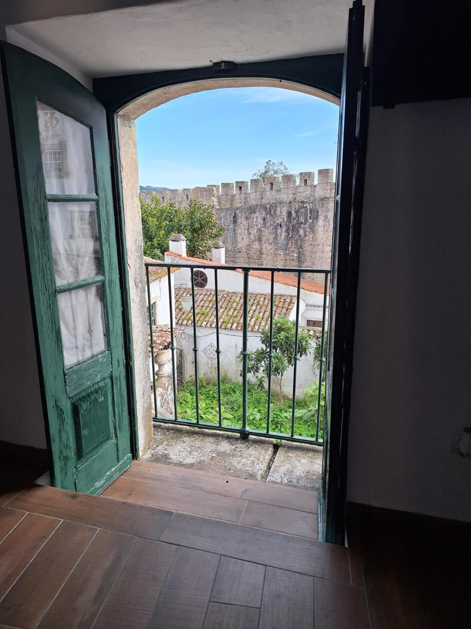 Lovin Book Guesthouse Obidos Ngoại thất bức ảnh